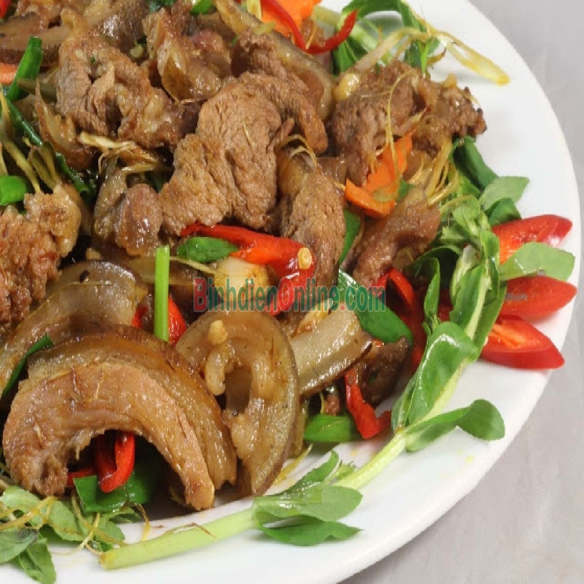Thỏ làm sạch nguyên con  tươi ngon, nuôi tự nhiên 2-2,5 kg/con Xuất xứ Lâm Đồng