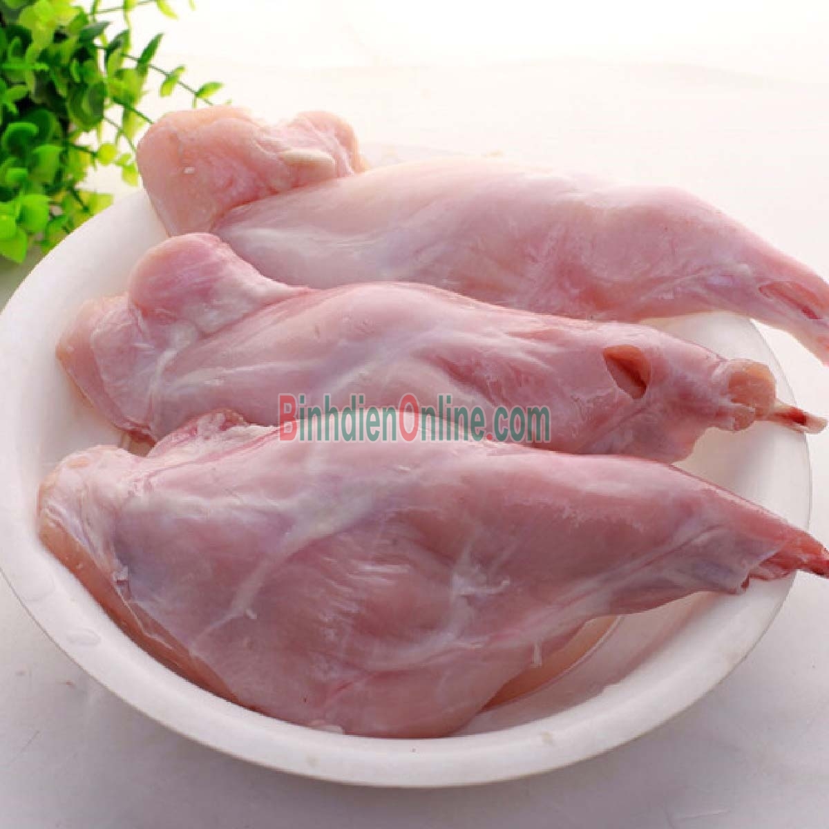 Thỏ làm sạch nguyên con  loại 1, nuôi tự nhiên 2-2,5 kg/con Xuất xứ Lâm Đồng