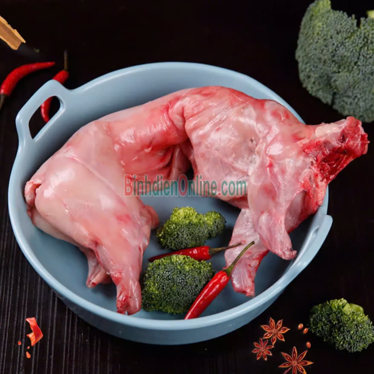 Thỏ làm sạch nguyên con  loại 1, nuôi an toàn 2-2,5 kg/con Xuất xứ Bình Thuận