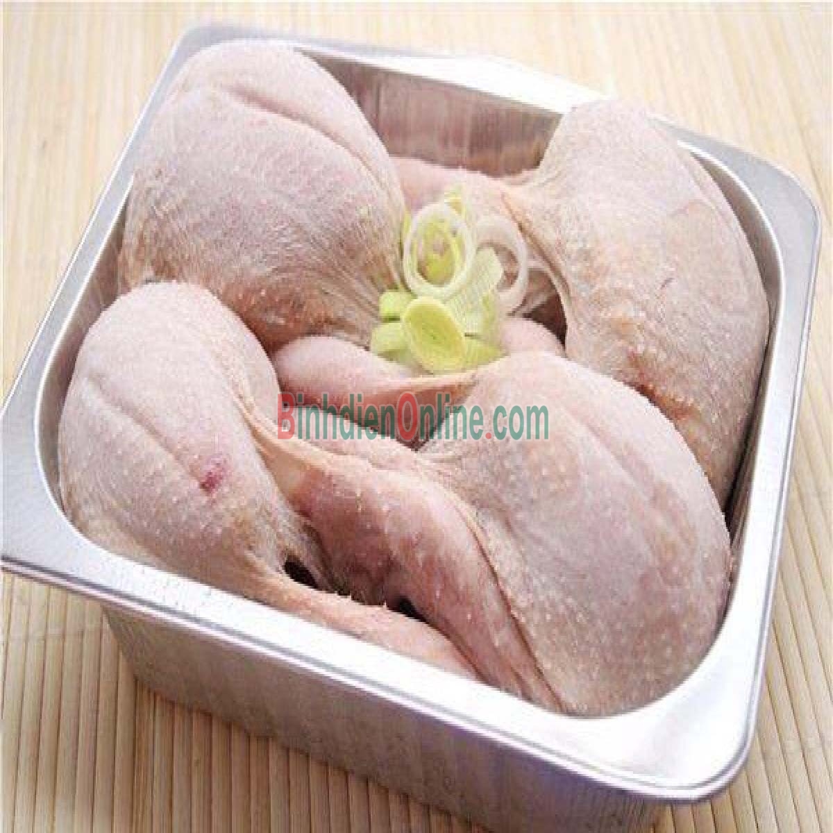 Chim bồ câu pháp ra ràng làm sạch ngon bổ, giá tốt 300-400 gr/con Xuất xứ Long An