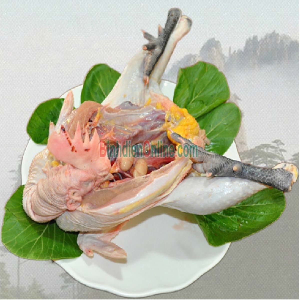 Gà lai chọi nuôi thiên nhiên  đã làm sạch 1-1,5 kg/con Xuất xứ Bình Dương