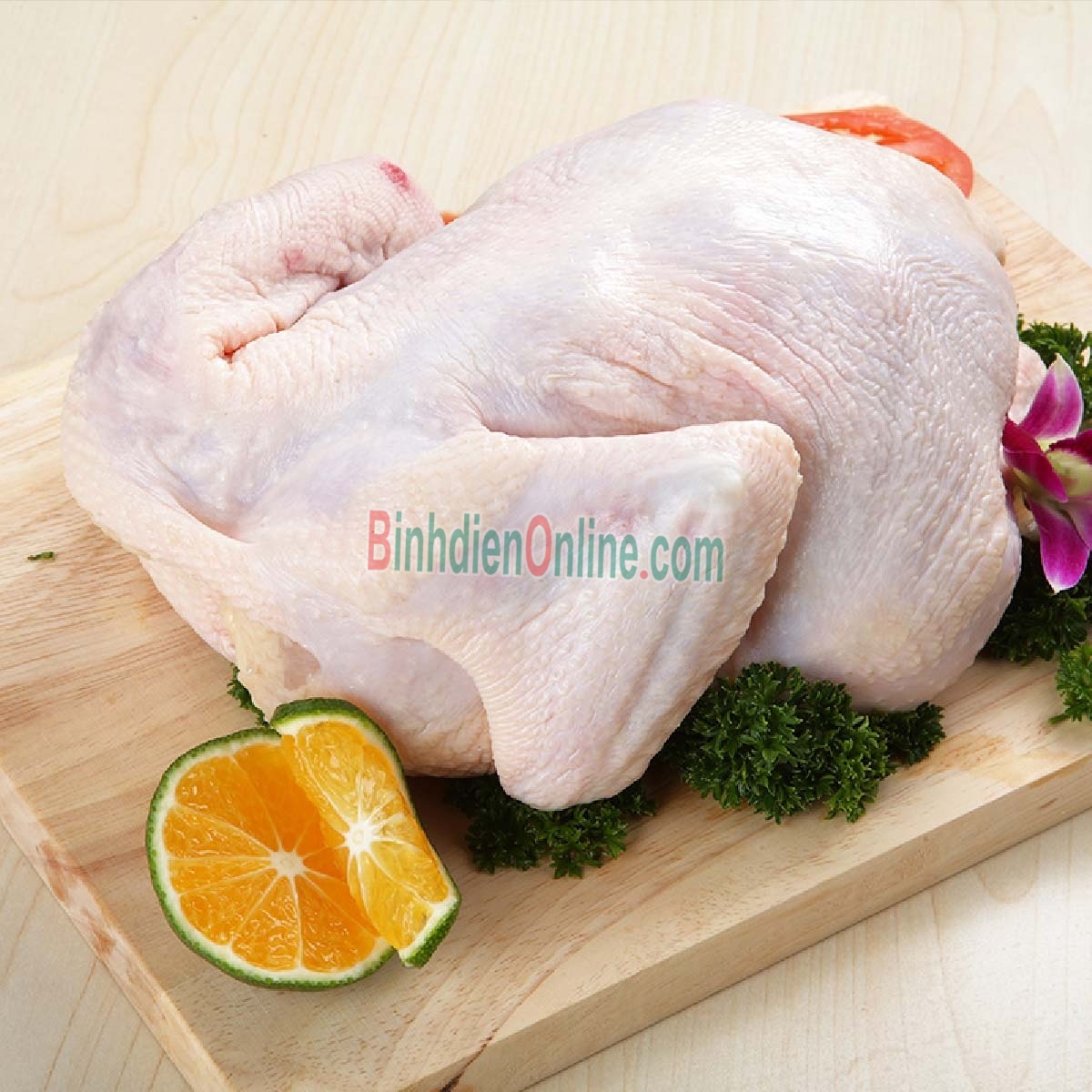 Gà ta nhà nuôi tự nhiên  sống 2-2,5 kg/con Xuất xứ Bình Dương