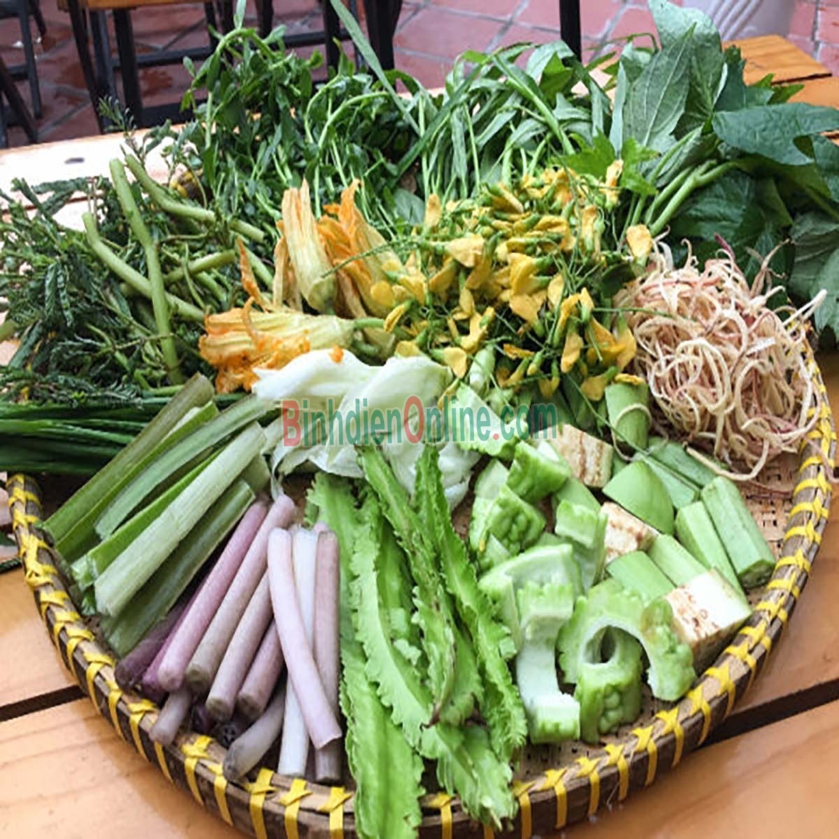 Bông súng tươi ngon, mùi vị quê hương Bán theo kg Xuất xứ Tiền Giang