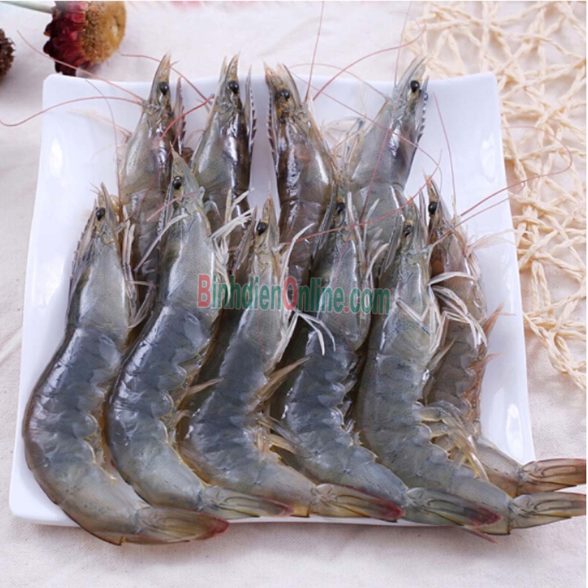 Tôm thẻ sống loại 1, nuôi an toàn 40-50 con/kg Xuất xứ Bạc Liêu