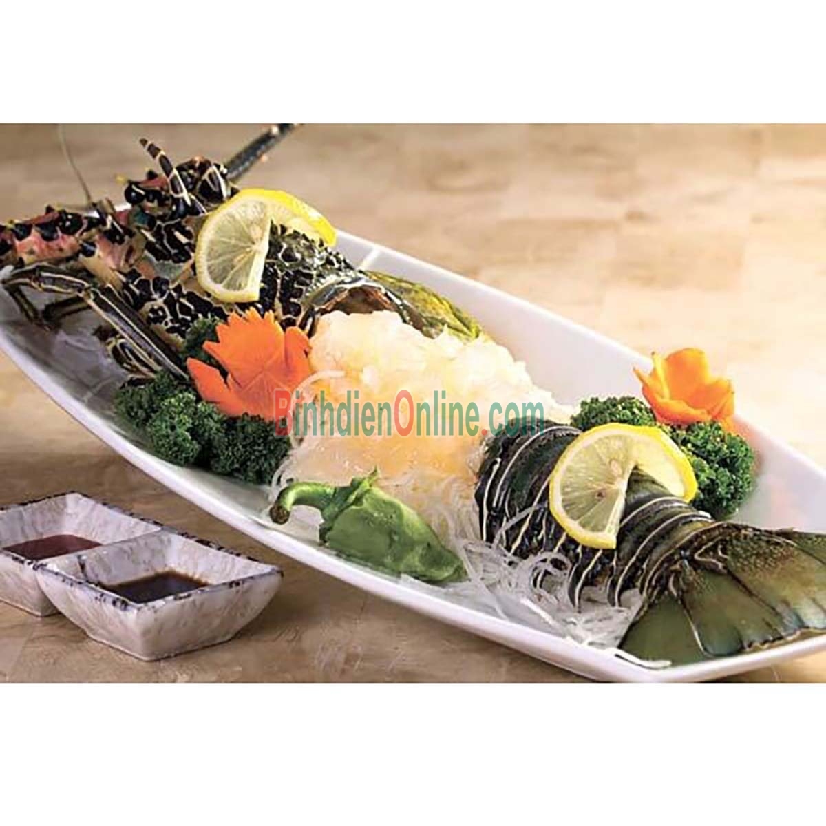 Tôm hùm tre tươi sống, chất lượng tuyển loại 1 3-4 con/kg Xuất xứ Khánh Hòa