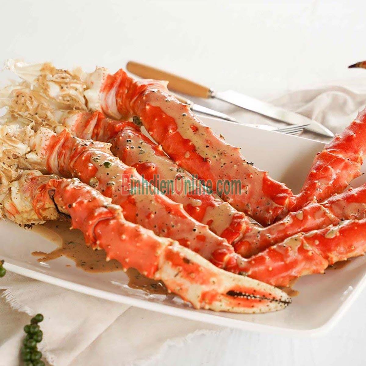 Chân cua hoàng đế đông lạnh loại 1 2-2,5 kg/bộ Xuất xứ Canada