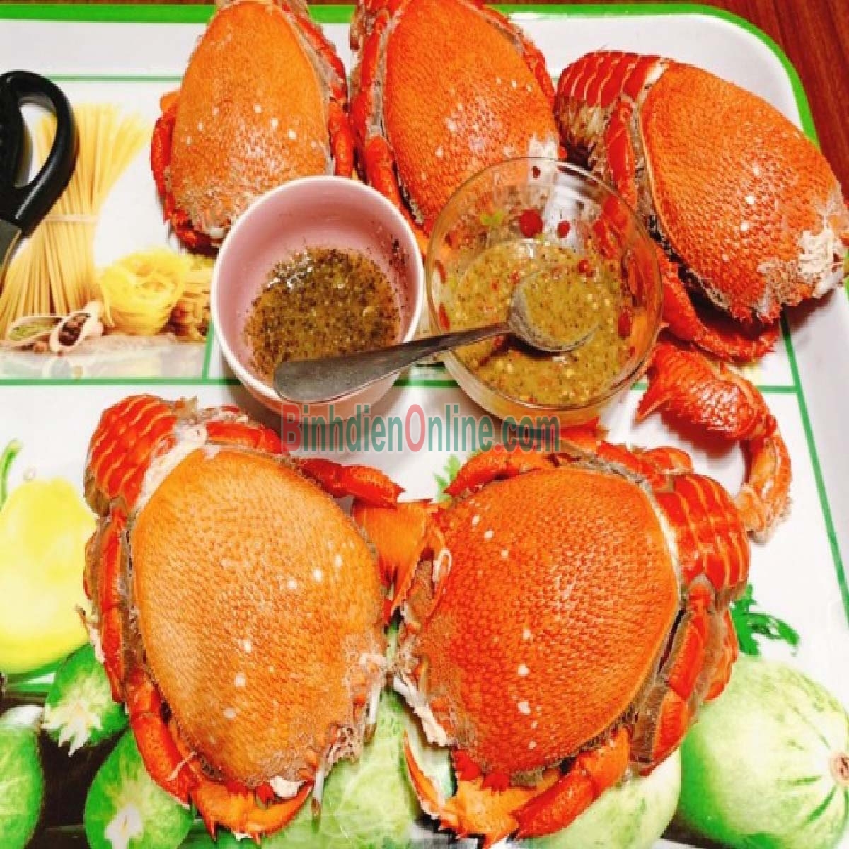 Cua huỳnh đế đông lạnh loại nhỏ cực ngon 400-500 gr/con Xuất xứ Bình Thuận