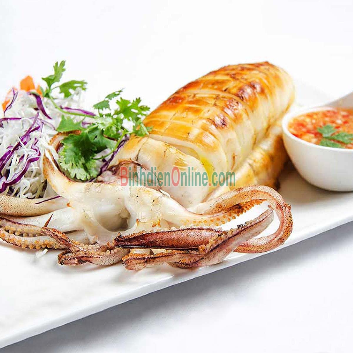 Mực nang đông lạnh còn da giá tốt 1-1,5 kg/con Xuất xứ Cà Mau