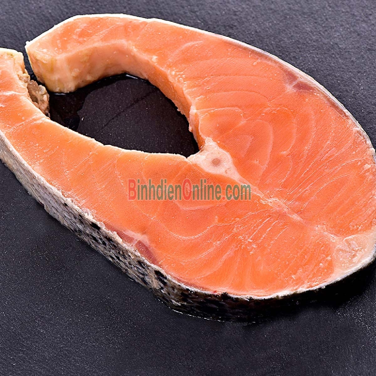 Cá hồi tươi cắt khoanh nhập khẩu giá tốt Bán theo kg Xuất xứ Nga