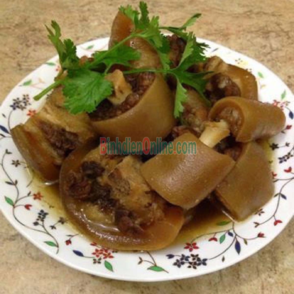 Đuôi bò đông lạnh có da đặc biệt, nuôi an toàn Bán theo kg Xuất xứ Bình Phước