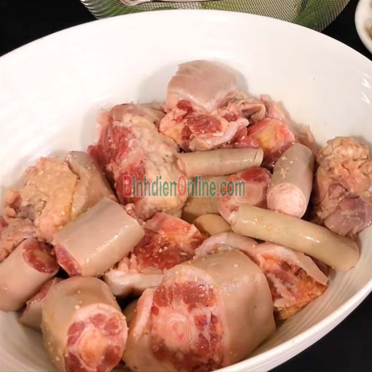 Đuôi bò đông lạnh có da loại 1, nuôi an toàn Bán theo kg Xuất xứ Lâm Đồng