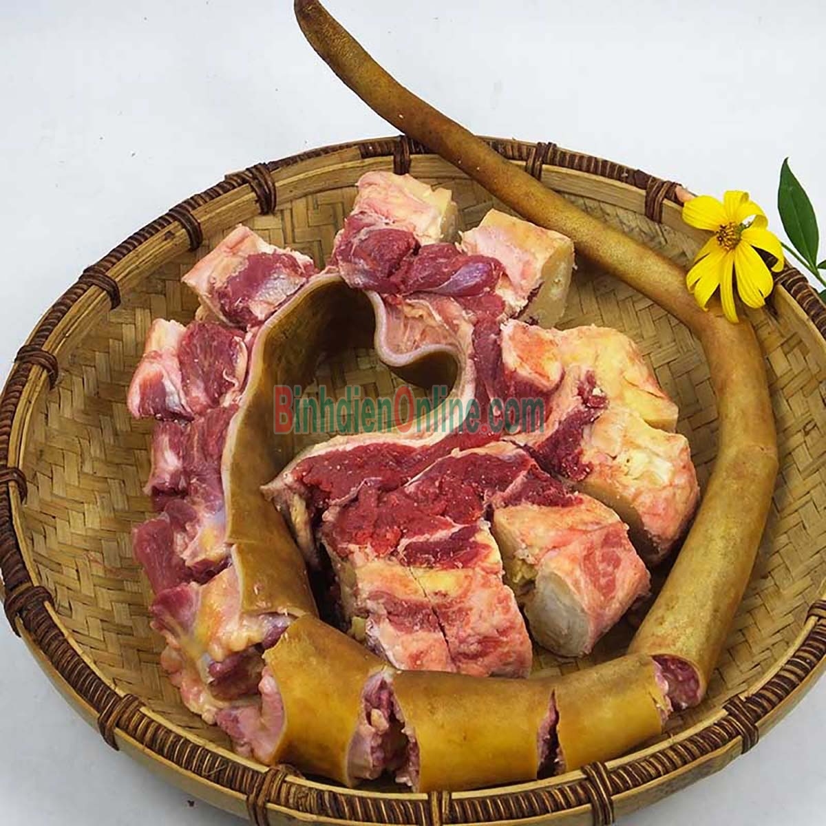 Đuôi bê tươi có da chất lượng, nuôi thiên nhiên đồng cỏ Bán theo kg Xuất xứ Tây Ninh