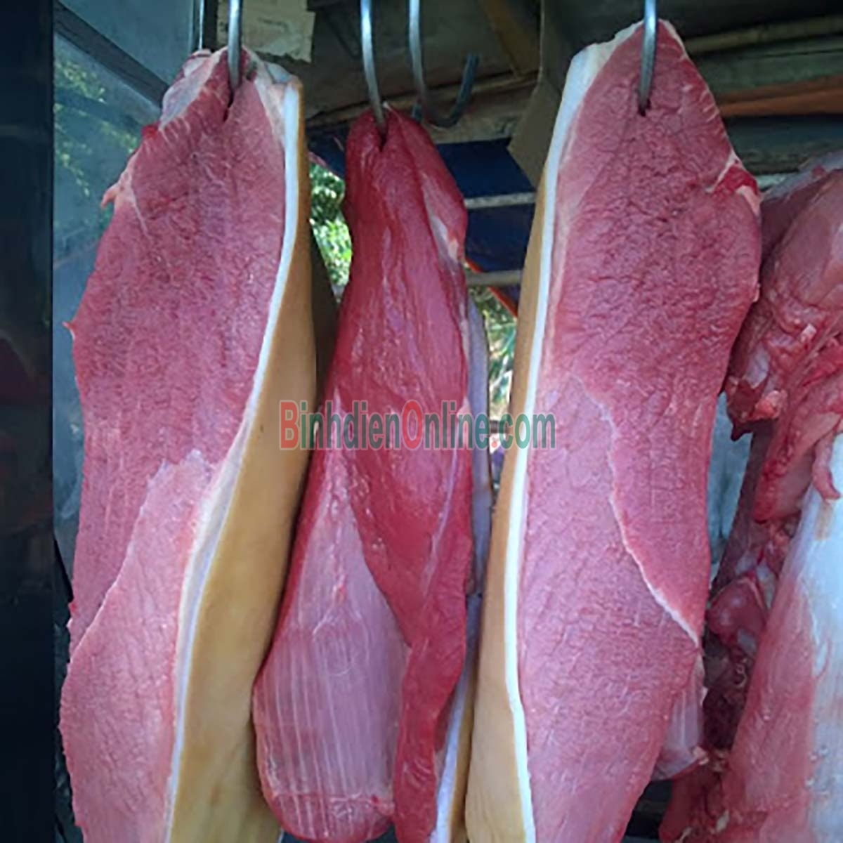Thịt bê tươi có da giá tốt, nuôi thiên nhiên đồng cỏ Bán theo kg Xuất xứ Long An